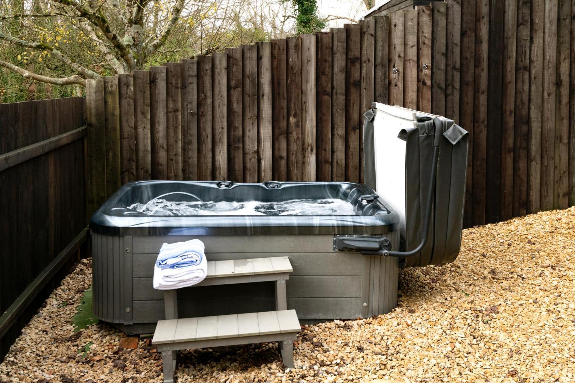 Dreamwood - Woodland With Private Hot Tub * Blandford Forum